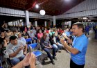 Prefeitura entrega mais 75 títulos de propriedade e anuncia outras 250 escrituras