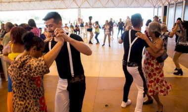 Lançamento do projeto Cultura em Movimento +60 leva 400 idosos ao Jaques da Luz