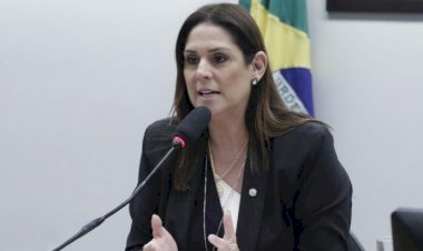 Comissão aprova penalidades para condutas que impeçam o exercício do jornalismo