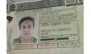 Foto da carteira de motorista poderá conter itens religiosos