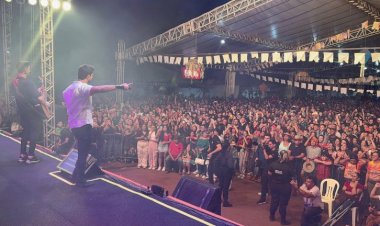 Com público de 9 mil pessoas, Munhoz & Mariano agradecem carinho do público na Festa Junina de Dourados