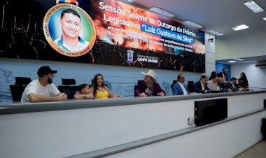 Câmara realiza Sessão Solene para Outorga do Prêmio “Luiz Gustavo da Silva”