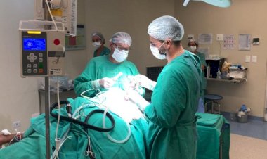 Regional de Três Lagoas faz 1ª cirurgia neurológica em novo setor e define protocolos com equipe da SES