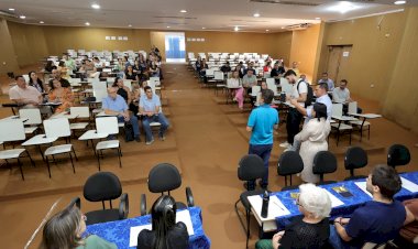 Prefeitura dá posse a mais 30 profissionais que vão atuar na rede pública de saúde