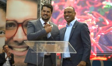 Diretoria da União das Câmaras assume com foco em dívida e aumentar filiados..