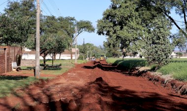 Prefeitura lança terceira frente de asfalto em menos de uma semana