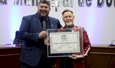 Yuri homenageia maior complexo de cultura afro de Mato Grosso do Sul