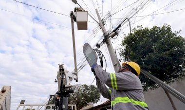 Iluminação de LED chega ao BNH 4º Plano e modernização avança em Dourados