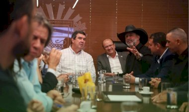 Prefeito de Ivinhema cumpre agenda na capital Campo Grande