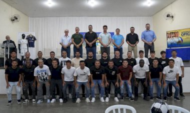 Costa Rica apresenta elenco e comissão técnica para o Campeonato Estadual