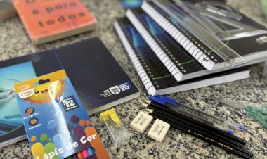 Entrega dos kits escolares e uniformes para 2026 já começou em todo o Estado