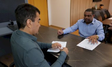 Prefeitura começa empossar professores concursados da Educação Especial