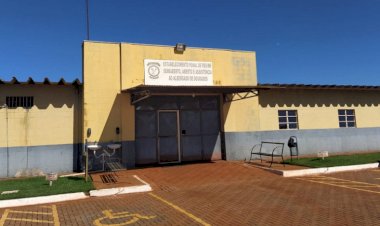 Detento é flagrado com droga escondida nas nádegas ao voltar para presídio