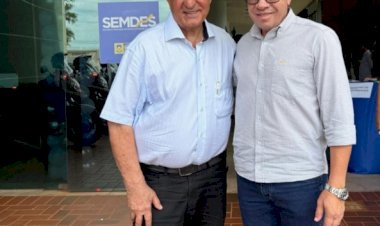 Pedro Pepa articula com deputado Zé Teixeira obras de drenagem e asfalto no Parque das Nações I