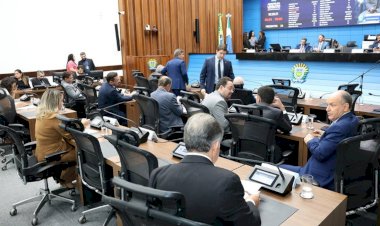 Deputados votam quatro matérias durante a sessão plenária desta quarta-feira