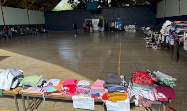 Prefeitura entrega mais de 4 mil peças da Campanha do Agasalho para famílias de Itahum