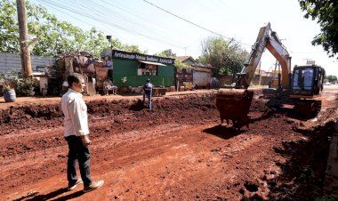 Prefeitura acelera trabalhos e recapeamento da Clóvis Cerzósimo e Iguaçu passa de 70%