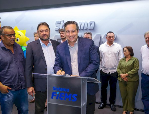 Prefeito Paleari assina adesão a programa que poderá garantir até 20