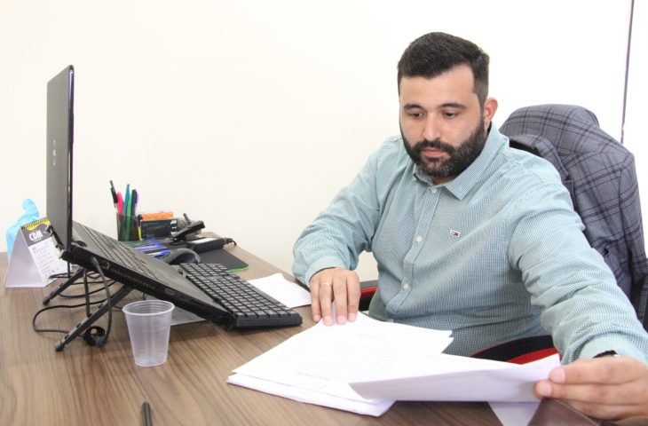 Primeiro da família com curso superior, Alisson se formou em Direito com apoio de programa do Governo