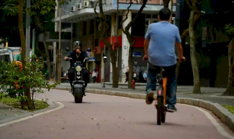 Definir locais de circulação de ciclomotores caberá a cidades