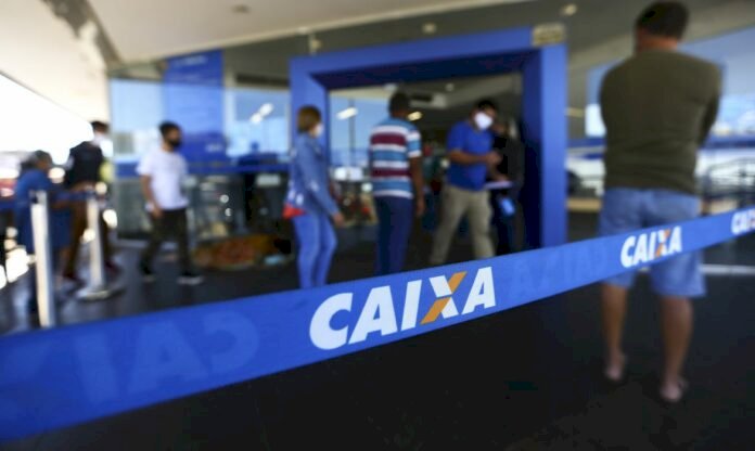 Caixa conclui distribuição de R$ 12,7 bilhões em lucros do FGTS; saiba como consultar valores