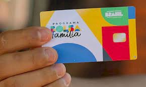 Caixa paga novo Bolsa Família a beneficiários com NIS de final 4; confira