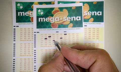 Mega-Sena acumula e prêmio principal vai a R$ 27 milhões em sorteio ontem