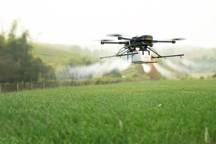 Com salários de até R$ 10 mil: 240 vagas estão abertas para cursos de piloto de drone agrícola em MS