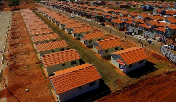 Governo de MS amplia subsídios para beneficiar famílias com a casa própria