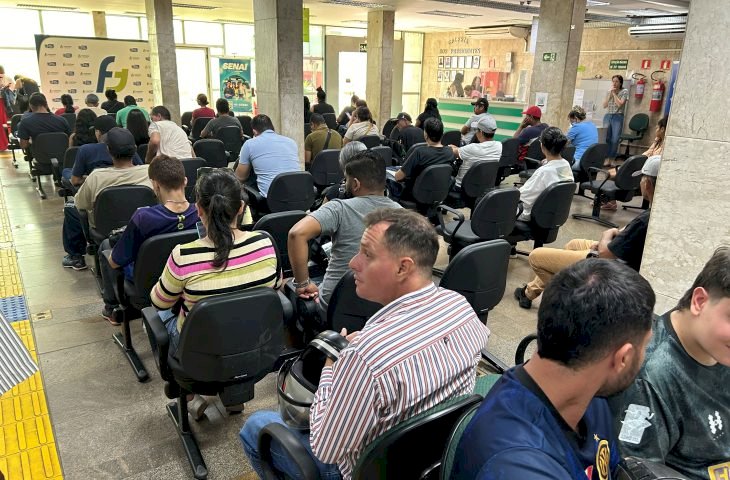 Feirão de empregos da Funtrab abre vagas em diferentes áreas na terça-feira