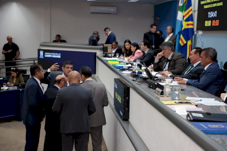 Vereadores votam dois projetos na sessão desta quinta-feira