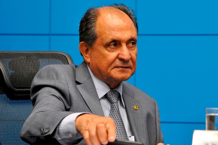 Zé Teixeira defende atividade de vigilantes profissionais