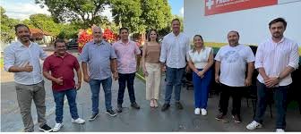 Lia Nogueira entrega equipamentos ao Hospital Municipal Lourival de Itaporã