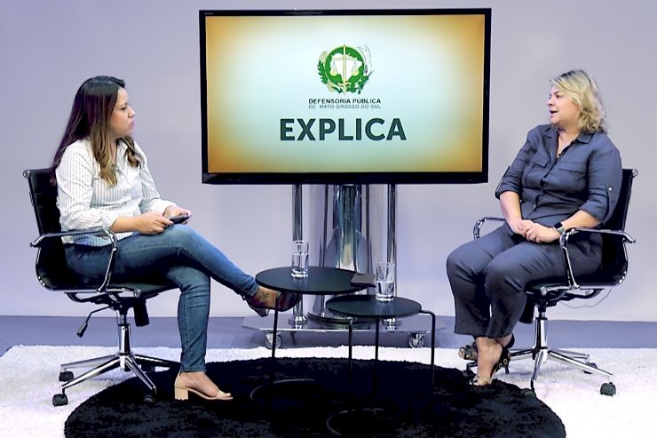 Defensoria Explica fala sobre a Van dos Direitos com a gestora de projetos e convênios