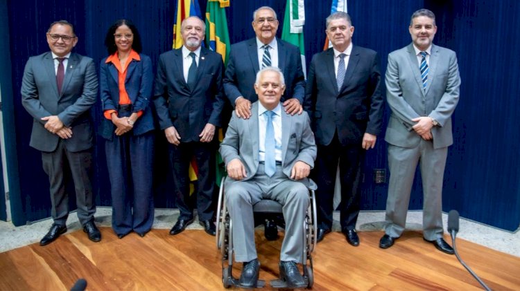 Conselheiro Flávio Kayatt é  presidente do TCE-MS