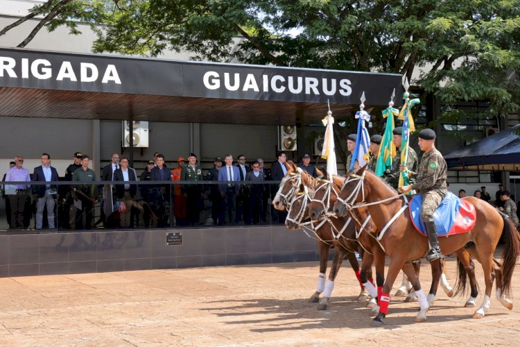Prefeitura participa de celebração do Dia do Exército Brasileiro