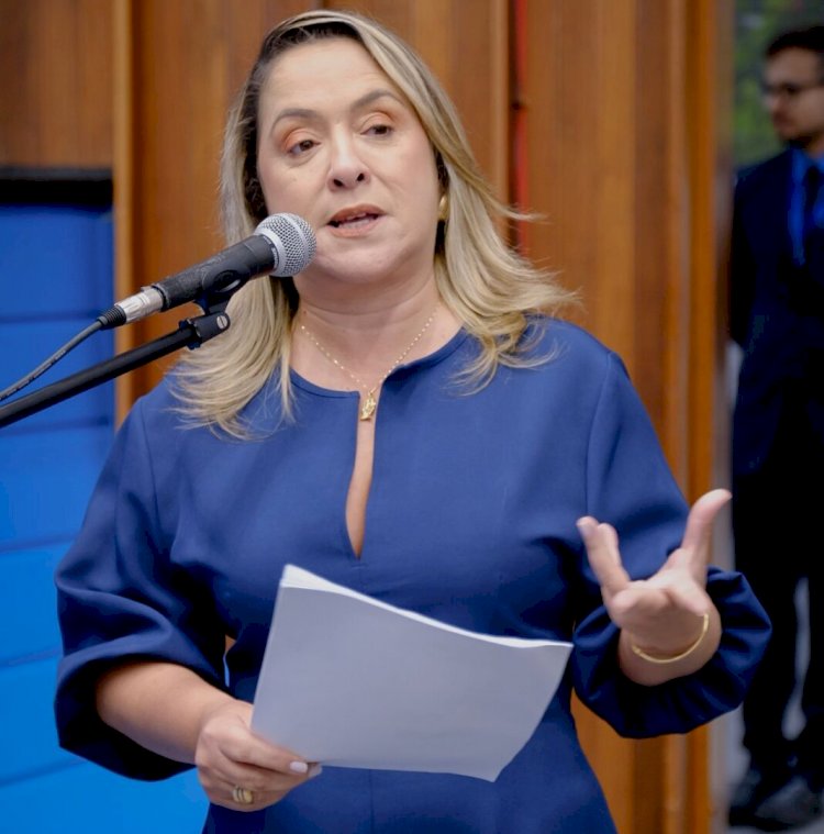 Lia Nogueira pede resposta e ação imediata contra violência a aluno com deficiência