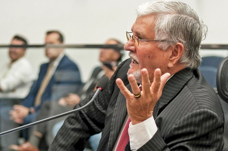 Zeca reage a pedido de exoneração por deputado do PL: 'E quem pediu a morte do Lula?