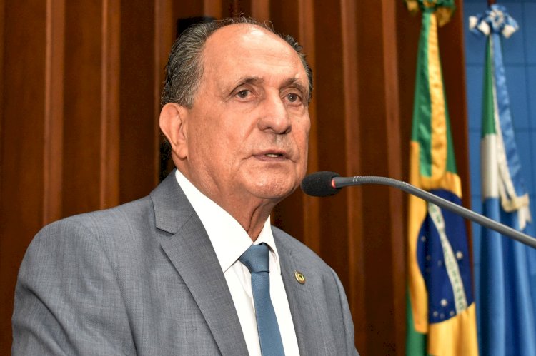 Zé Teixeira reivindica obras em Unidade de Saúde e CEINF de Dourados