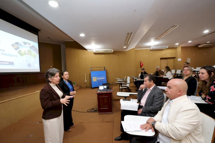 Prefeitura e Sebrae debatem Programa Cidade Inteligente com secretarias municipais