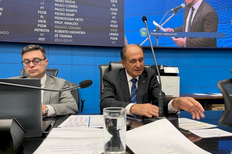 Zé Teixeira solicita usina fotovoltaica e reparos na rede elétrica
