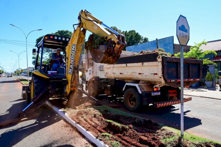 Município de Ivinhema inicia plano jardinagem da Av. Reinaldo Massi