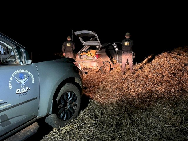 Quase 200 kg de maconha são apreendidos em carro após perseguição
