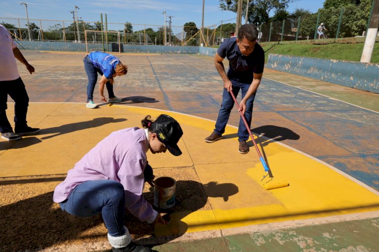 Prefeitura renova pintura das quadras poliesportivas do Parque Antenor Martins
