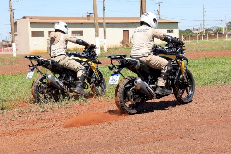 Prefeitura capacita agentes de trânsito para atuarem como motociclista batedor