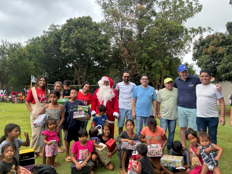 Rotary Água Boa faz ação de fim de ano na Aldeia Jaguapiru Evento aconteceu na Associação Assind Guateka com diversas atividades