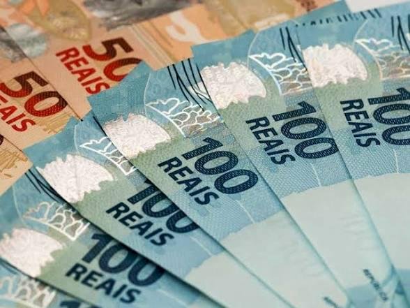 Prefeitura Municipal de Ivinhema antecipa e deposita salário dos servidores