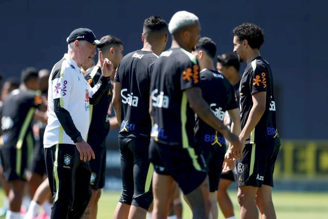 Lucas Paquetá deve ser um dos titulares de Ancelotti contra o Egito